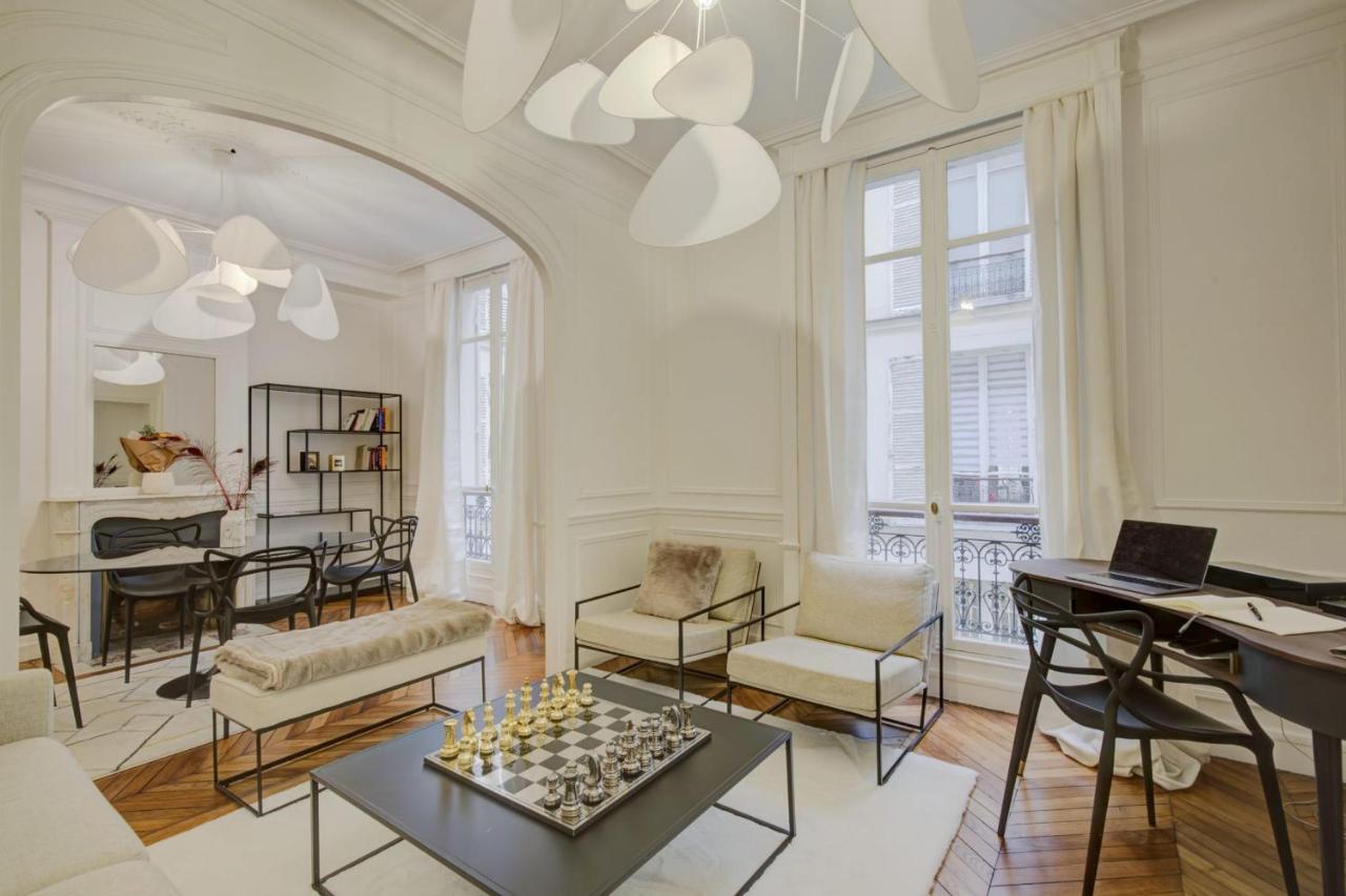 Le Parisien Chic Et Contemporain Appartement *