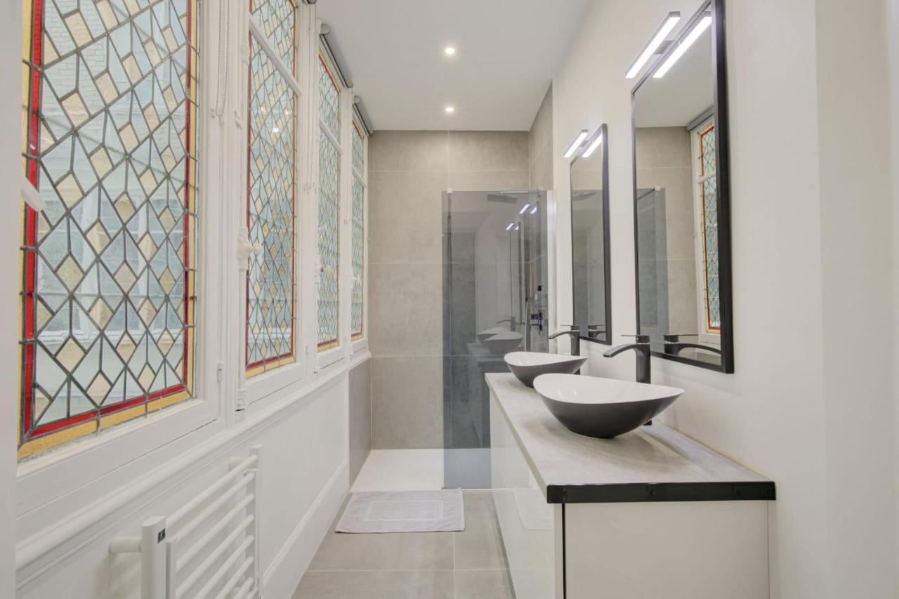 Le Parisien Chic Et Contemporain Paris